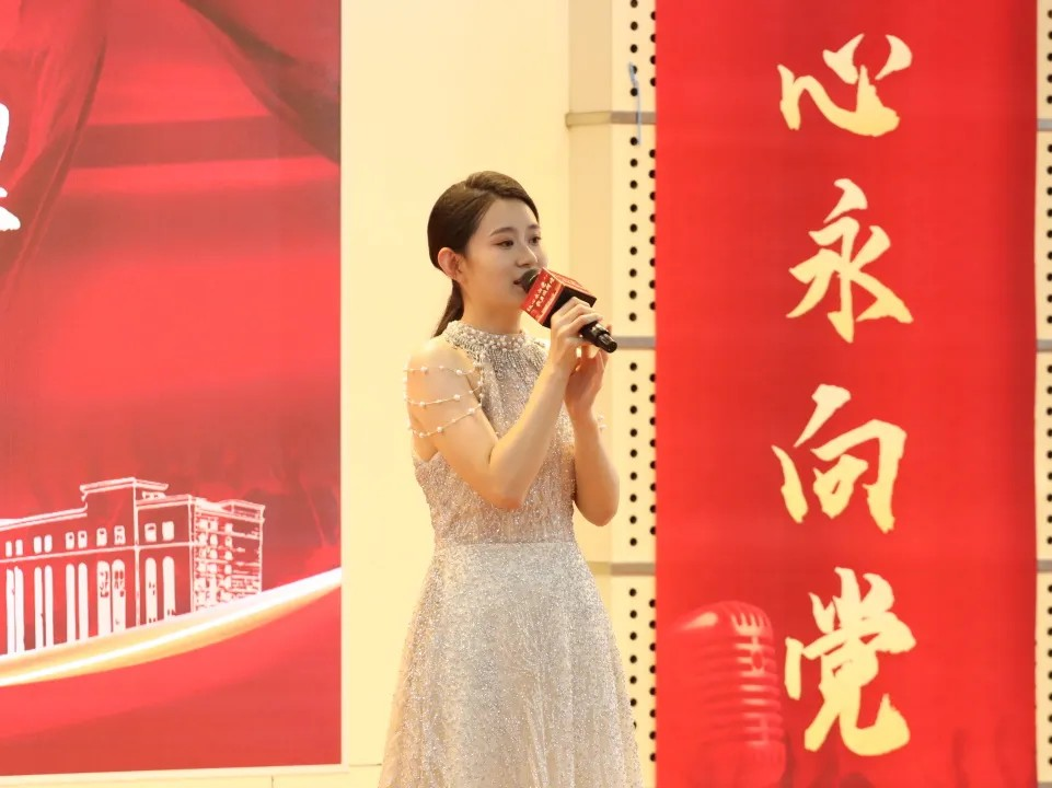 三等奖：七分会王越骏《夜空中最亮的星》